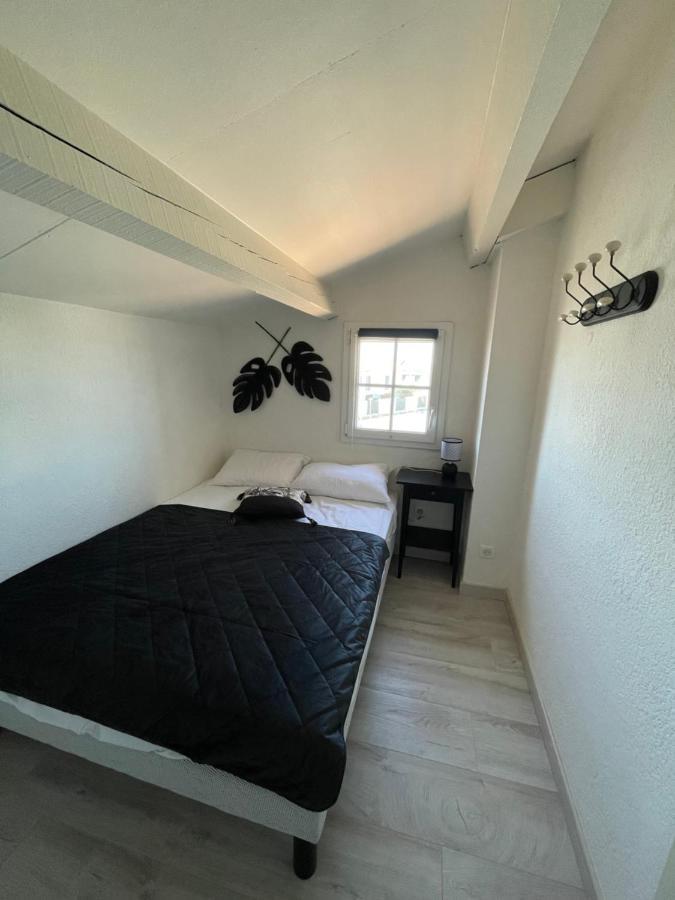 Appartement Duplex Climatise Le Trident Saintes-Maries-de-la-Mer Eksteriør billede